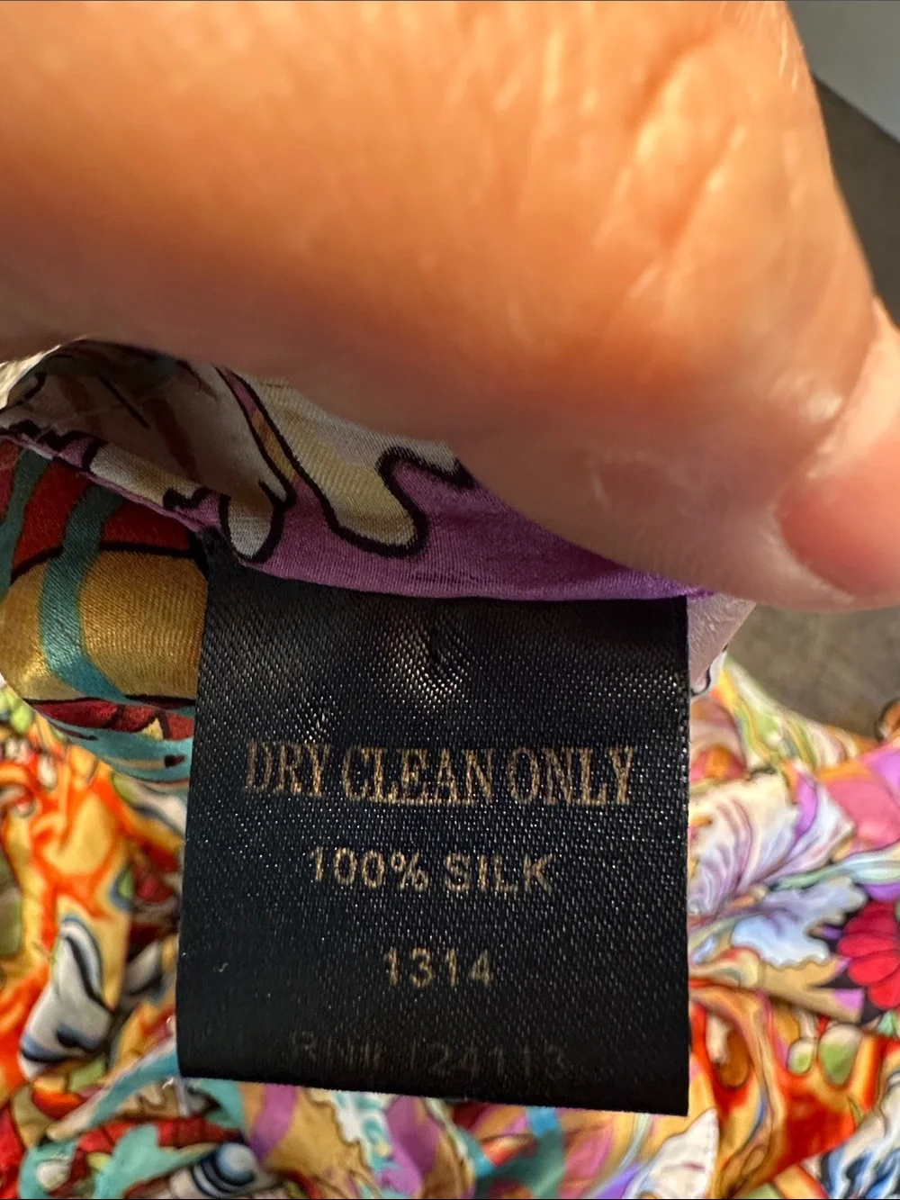 Vintage Ed Hardy  100% Silk Vibrant Multicolor Floral Silk Scarf 🧣